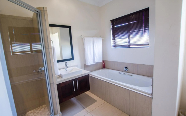 HoyoHoyo Hazyview Villas