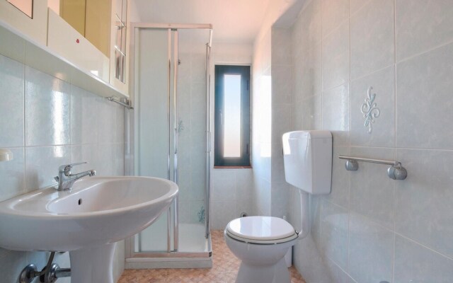 Stunning Home in Roseto Capo Spulico With 4 Bedrooms