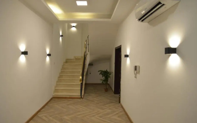 Silver City Apartments