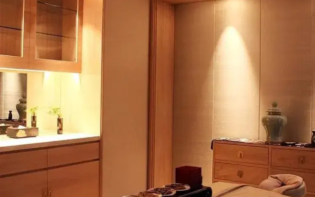 Huaqing Palace Resort & Spa