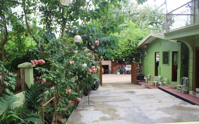 Coron Village Lodge