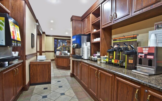 Executive Residency by Best Western Toronto-Mississauga