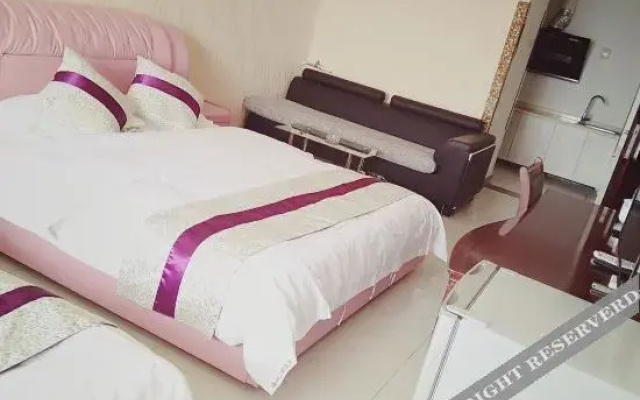 Baolong Haiyue Apartment Hotel