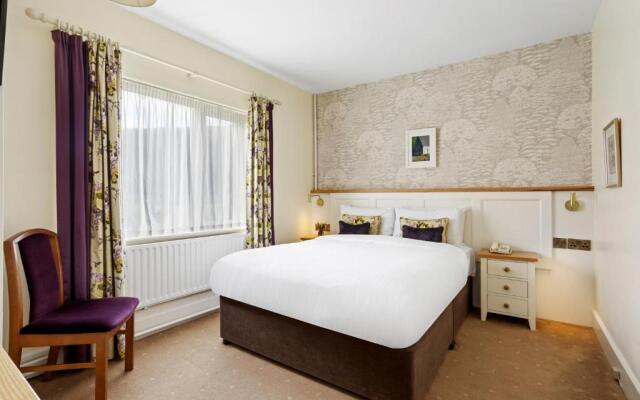 Gougane Barra Hotel