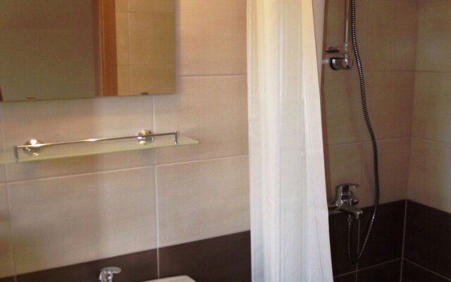 Classic Attic Apartment