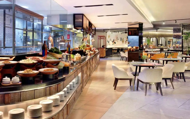 Grand Mercure Bali Seminyak