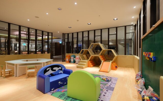 Cuncyue Hot Spring Resort