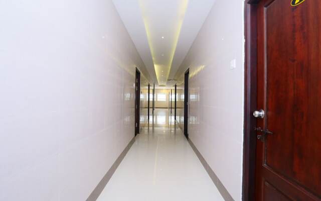OYO 19821 Hotel Ram Leela