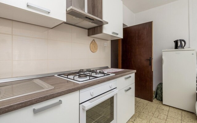 Awesome Apartment in Pag With Wifi and 3 Bedrooms