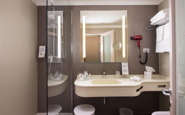Best Western Plus City Hotel