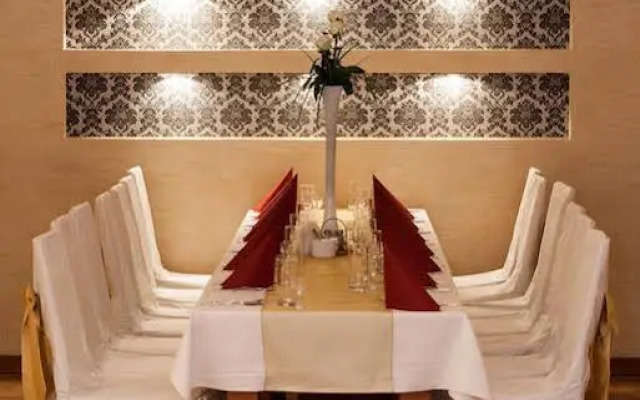 Hotel Marand