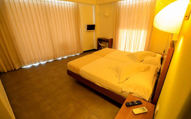 Hotel Es Mitjorn