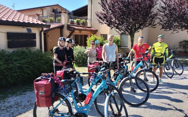 Angelucci Agriturismo con Camere e Agri Camping