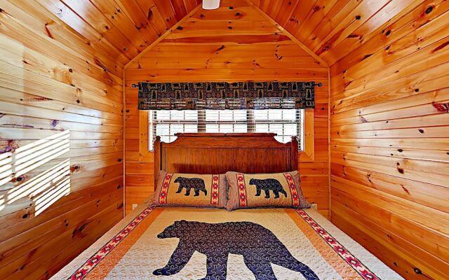 1268 Sevierville - 4 Br Cabin