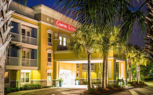 Comfort Suites at Isle Of Palms Connector