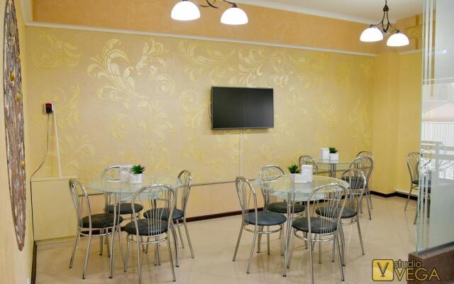 Dostyk Luxe Hotel