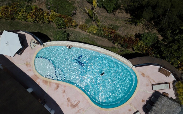 Villa Pina by Hostelsmates