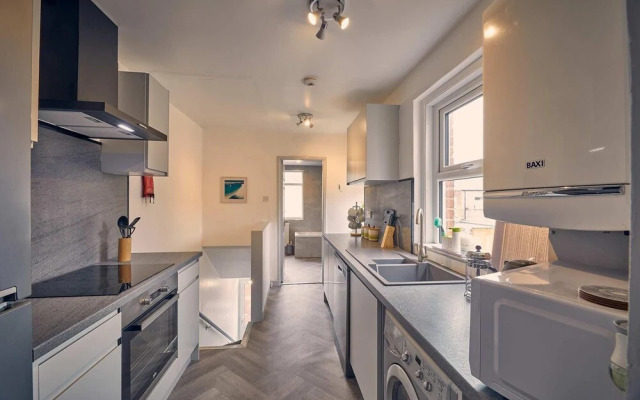 Host Stay Silverlinings