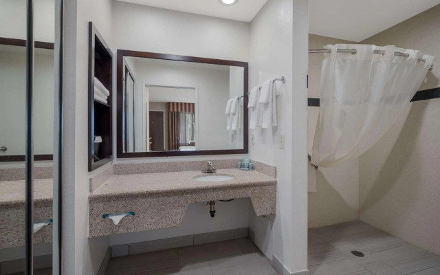 Best Western Norwalk Inn