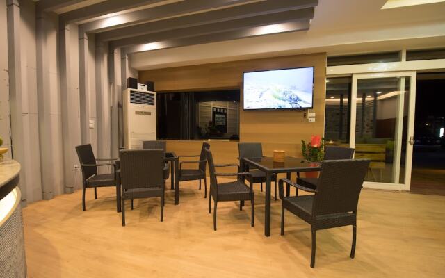 Green Island Bay Resort