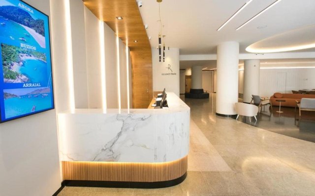 Regency Park Hotel
