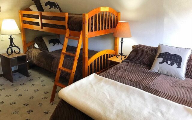 Mammoth S #221 2 Bedroom Condo