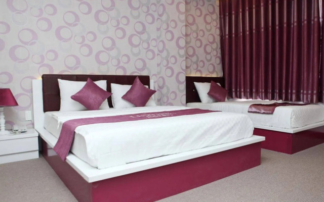 Luxury Hotel