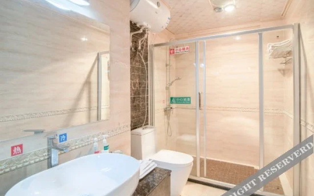 Junshuai Hostel