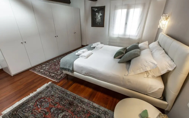 San Pantalon Luxury Penthouse R&R