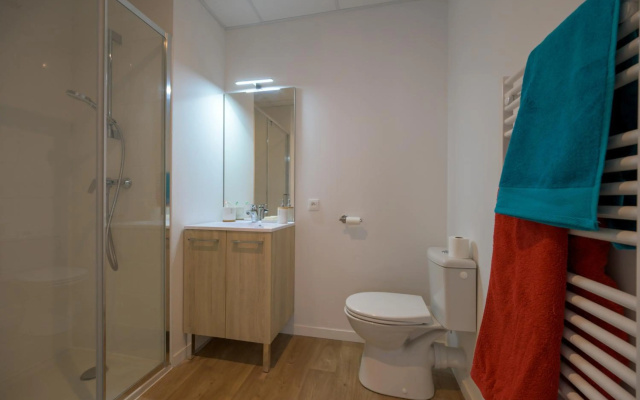 Nemea Appart Hotel Coliseum Amiens Centre - Image 7