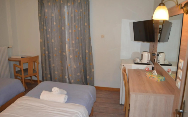 Rozos Hotel