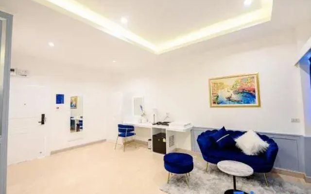 Marble Arch De Loei Hotel