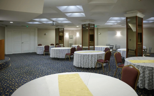 Enerji Hotel