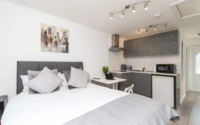Findon Suite