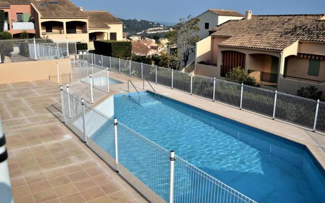 Appartement Cavalaire-sur-Mer, 2 pièces, 5 personnes - FR-1-226B-300