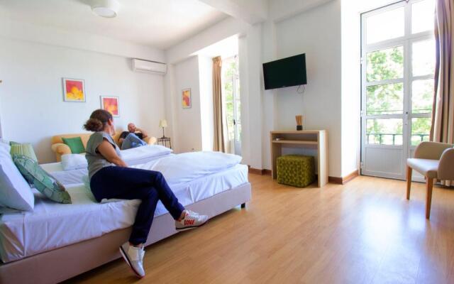 Hotel WOT Sintra Sarrazola