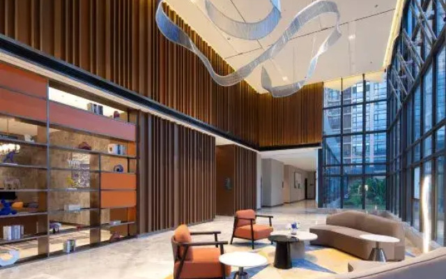 Hampton by Hilton Haikou East Railway station