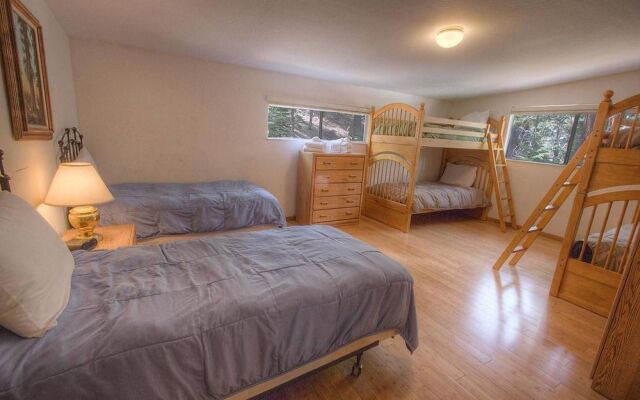 Foothill Folly by Lake Tahoe Accommodations