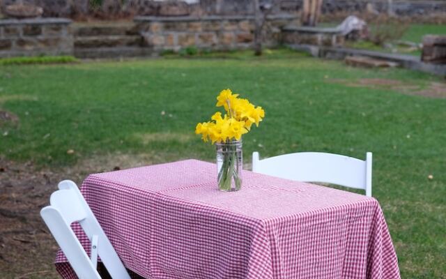 Secret Garden Bed & Breakfast