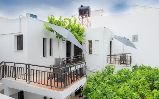 Stellar Apartments I