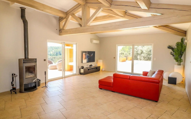 Luxury Property With Private Pool