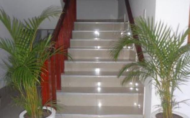Hotel Hilroq II