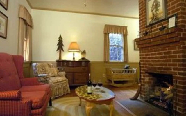 Beechwood Inn - Bed Breakfast