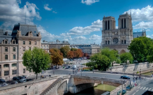 Hotel Les Rives De Notre Dame