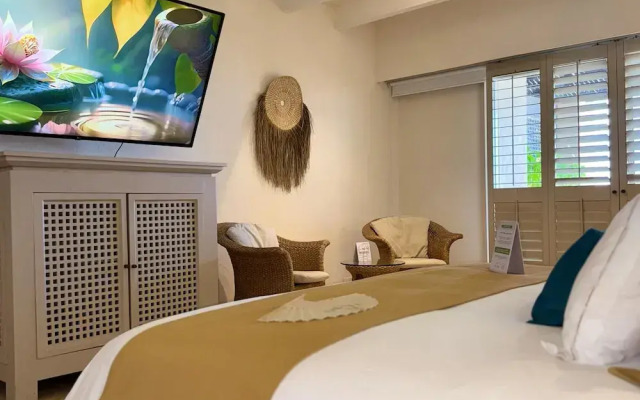 Tres Vidas Acapulco Suites