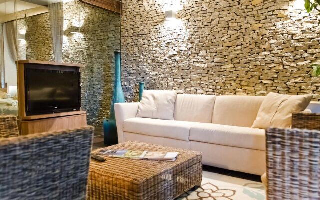 Echo Residence All Suite Hotel