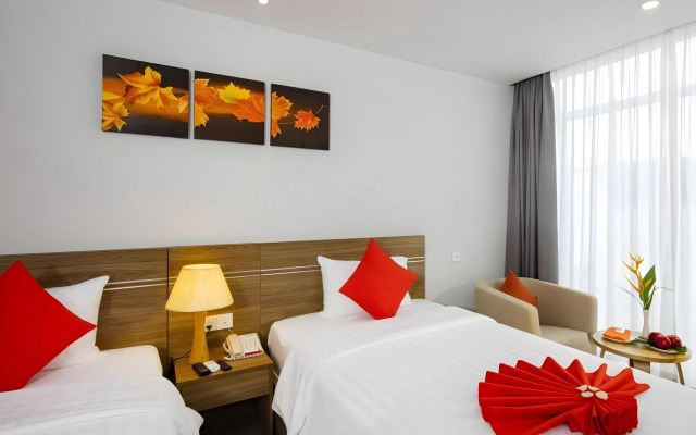 Maple Leaf Hotel & Apartment