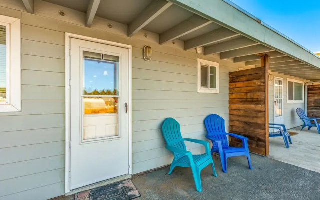 Sandy Days Condo in Ocean Shores