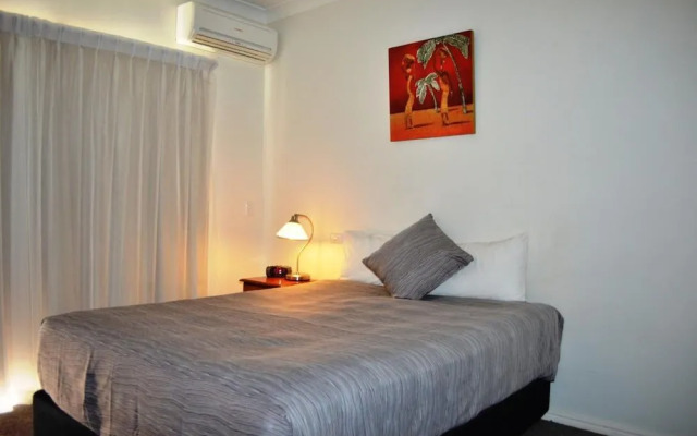 Redland Bay Motel