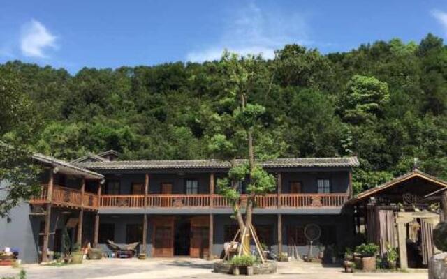 Tangshancai Country Inn